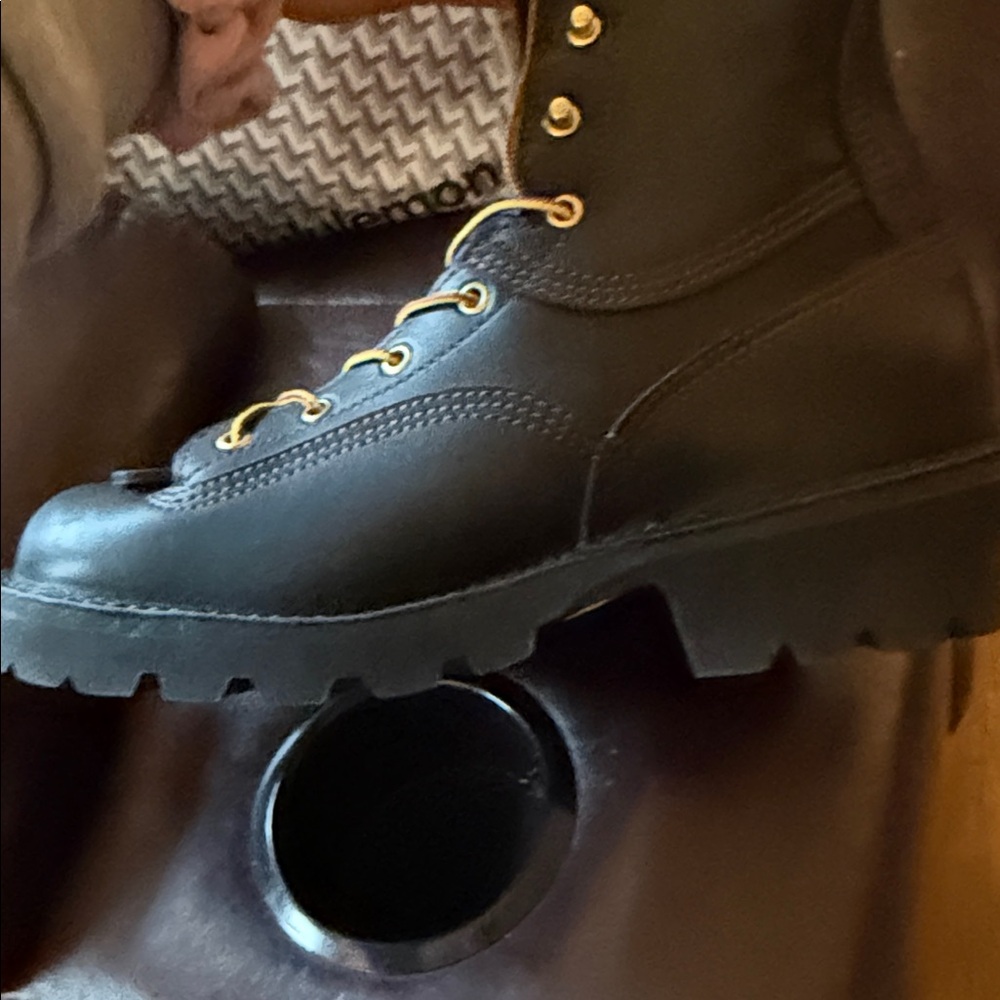 Danner Black Leather Moc Toe Work Boot with Gold Eyelets style 18102 Flashpoint - Picture 4 of 8